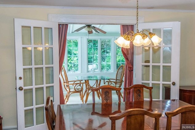 1687 County Rd 565, Wantage NJ 07461-4809 exterior