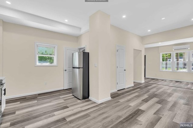 155 Fairview Ave, Teaneck NJ 07666-5931 exterior