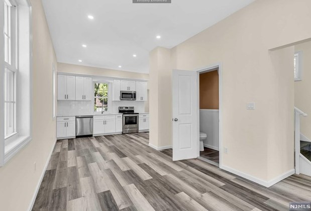 155 Fairview Ave, Teaneck NJ 07666-5931 exterior