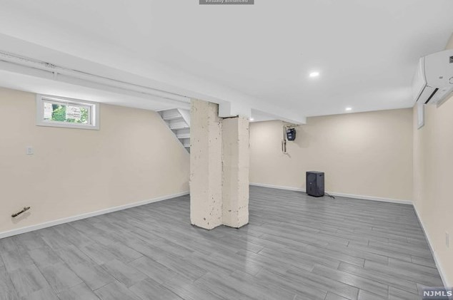 155 Fairview Ave, Teaneck NJ 07666-5931 exterior