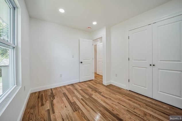 48 Garwood, Outwater NJ 07026-3524 exterior