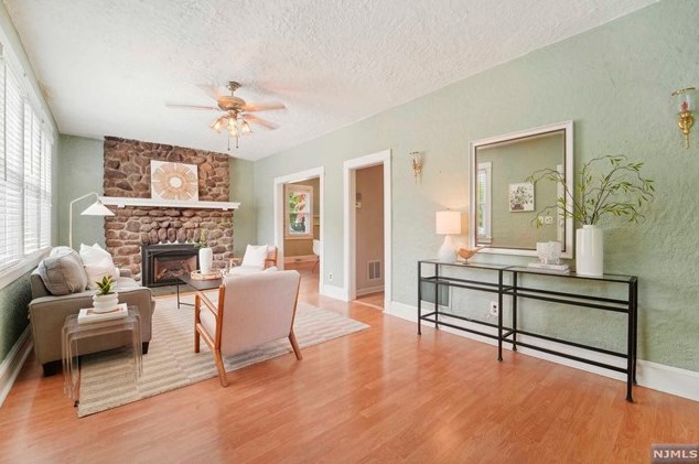 125 Prospect Ave, Westwood NJ 07675-2113 exterior