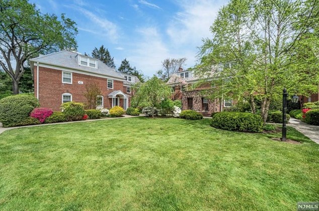 185 Palisade Ave, Englewood NJ 07631-3151 exterior