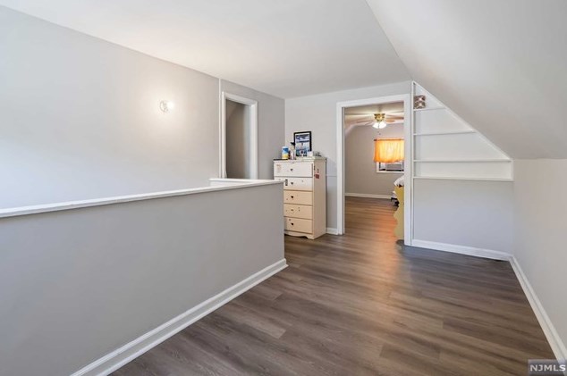 241 Van Buskirk Rd, Teaneck NJ 07666-6361 exterior