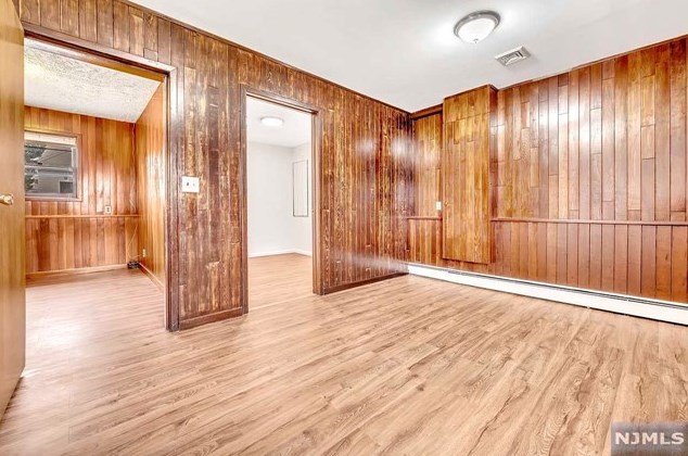 453 Madeline Ave, Outwater NJ 07026-2006 exterior