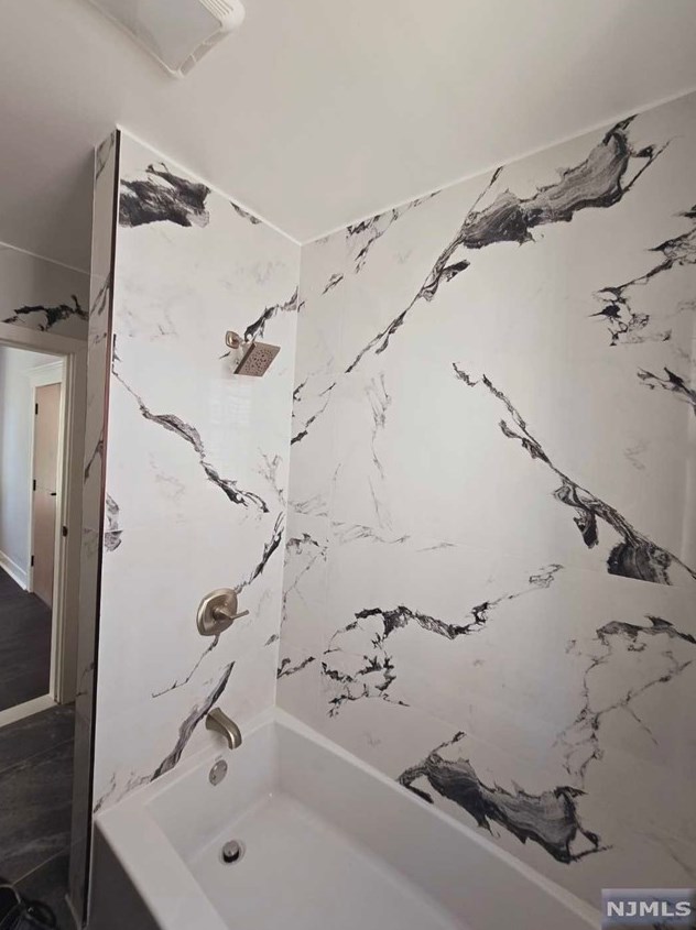 10 Edison Pl, East Rutherford NJ  07073-1806 exterior