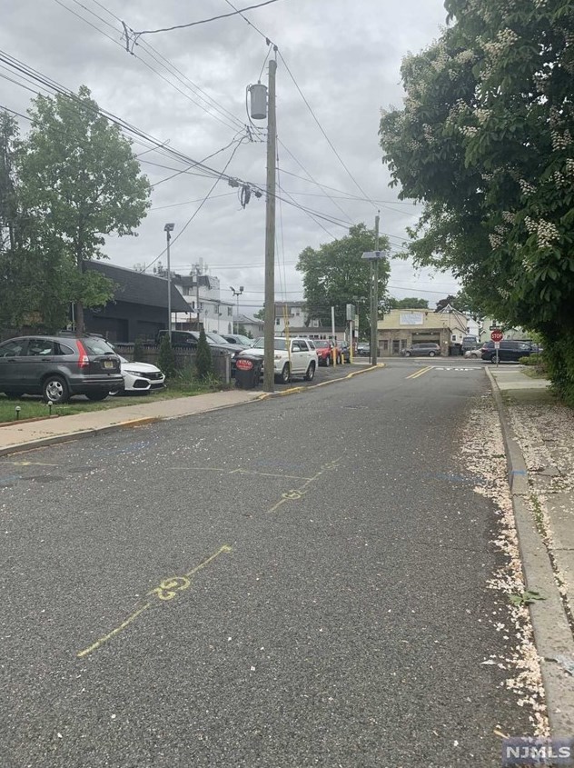 64 Brandt St, Little Ferry NJ  07643-1537 exterior