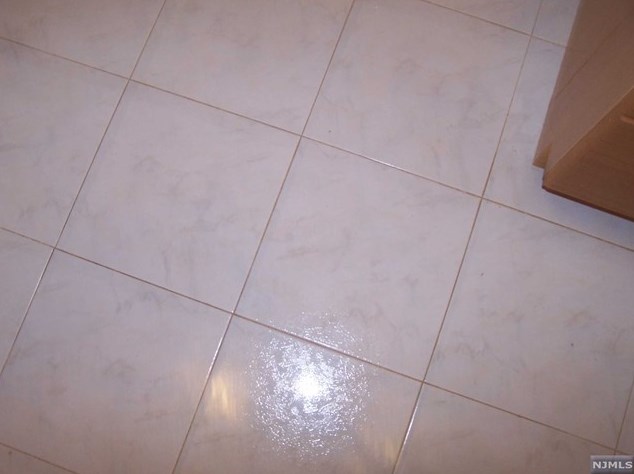 2215 Central Rd, West Fort Lee NJ  07024-7519 exterior