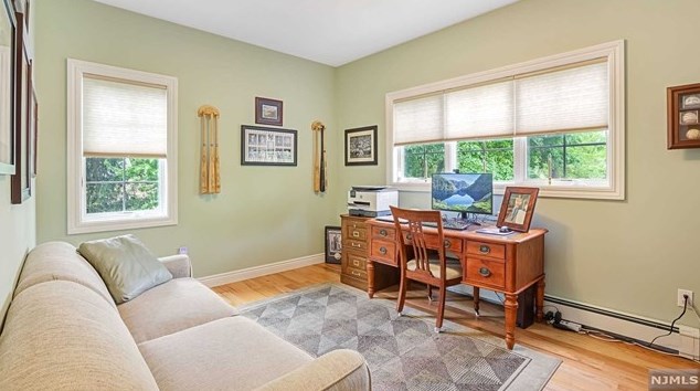 59 Chapel Rd, Mahwah NJ 07430-2842 exterior