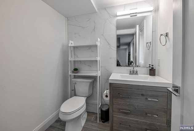 1408 14 St, West Fort Lee NJ 07024-2007 exterior