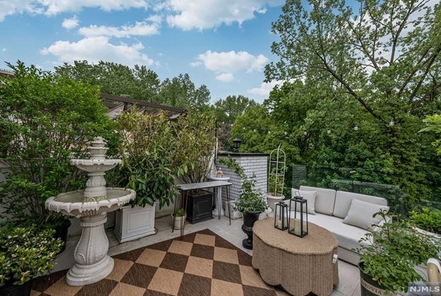 1408 14 St, West Fort Lee NJ 07024-2007 exterior