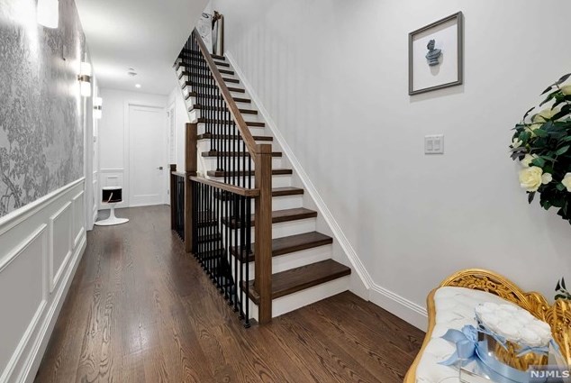 1408 14 St, West Fort Lee NJ 07024-2007 exterior