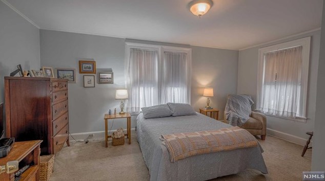 87 Passaic Ave, Rutherford NJ 07070-2059 exterior