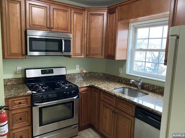 78 Gordon St, Ridgefield Park NJ  07660-1111 exterior