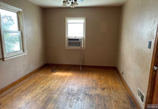 133 Ackerman St, Maywood NJ 07607-1912 exterior