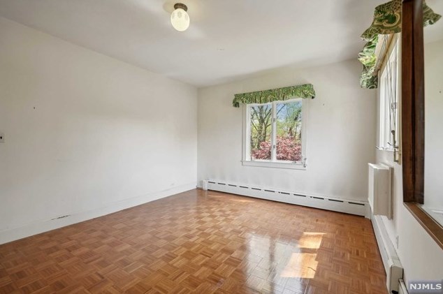 24 Fairview Ave, Montvale NJ 07645-2510 exterior