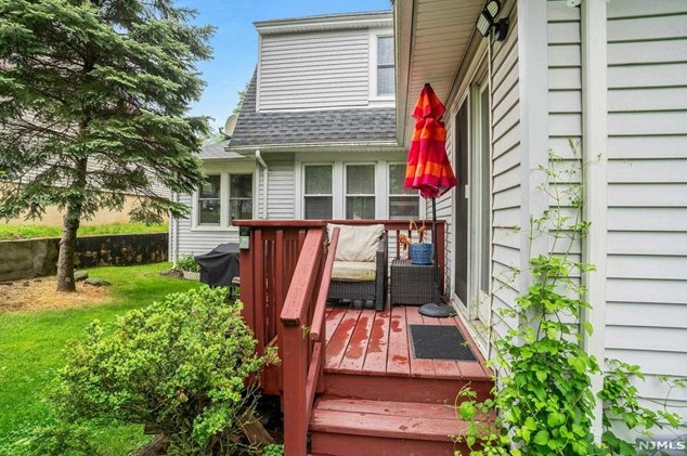 651 Orch St, Oradell NJ 07649-1435 exterior