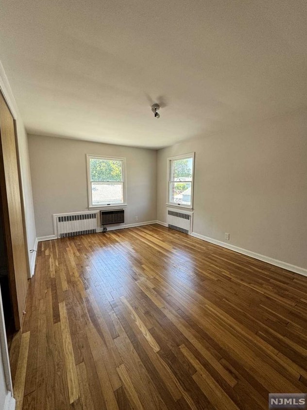 251 Fort Lee Rd, Teaneck NJ  07666-3950 exterior