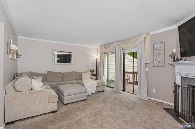 63 Ralph St, Wayne NJ 07470-2217 exterior