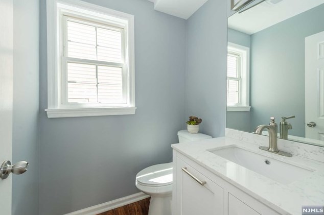 39 Division Ave, Belleville NJ 07109-2143 exterior