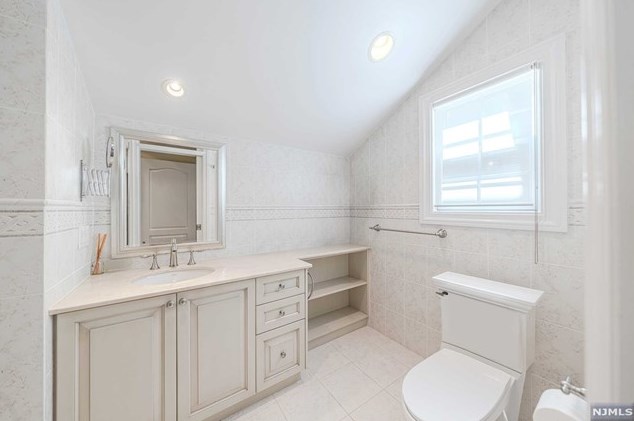 14 Homestead Rd, Tenafly NJ 07670 exterior