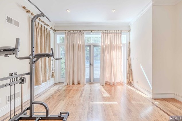 14 Homestead Rd, Tenafly NJ 07670 exterior