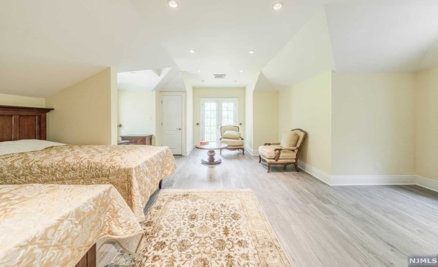 14 Homestead Rd, Tenafly NJ 07670 exterior