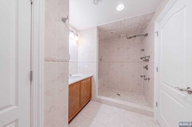 14 Homestead Rd, Tenafly NJ 07670 exterior