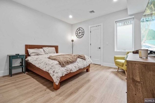 55 Cedar St, Cresskill NJ 07626-2508 exterior