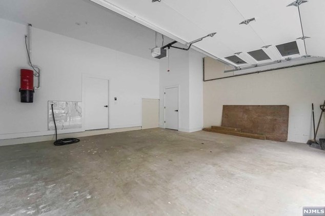 466 Jane St, West Fort Lee NJ 07024-2634 exterior