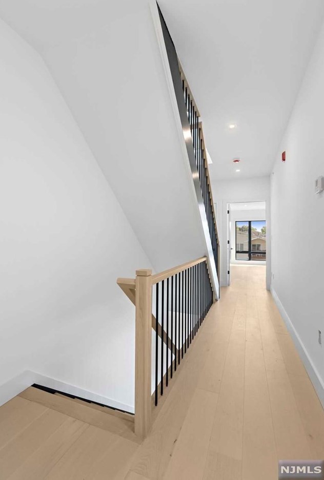 461 Bagley Pl, Cliffside Park NJ 07010-2002 exterior