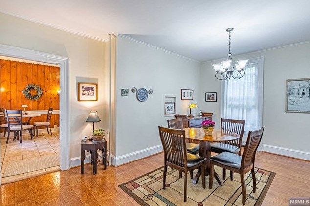 87 Passaic Ave, Rutherford NJ 07070-2059 exterior