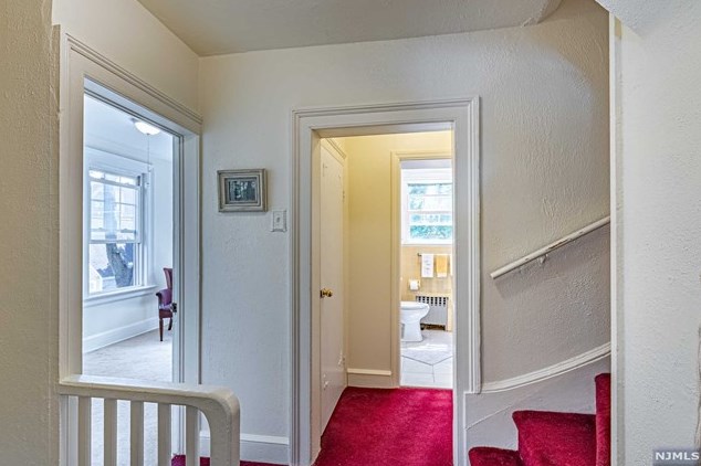 87 Passaic Ave, Rutherford NJ 07070-2059 exterior