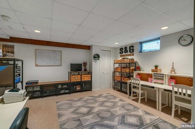 10 Babcock Rd, Mahwah NJ exterior