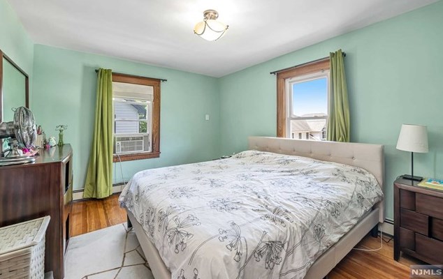 140 Jackson Ave, Rutherford NJ 07070-1403 exterior