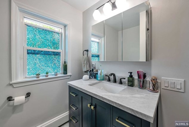 140 Jackson Ave, Rutherford NJ 07070-1403 exterior