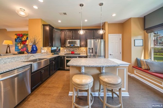 12 Macculloch Ave, Morristown, NJ 07960