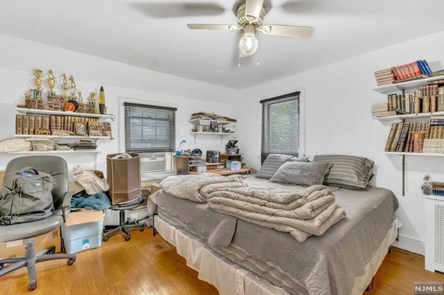 170 Carlton Ter, Teaneck NJ 07666-4618 exterior