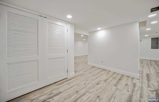 48 Garwood, Outwater NJ 07026-3524 exterior