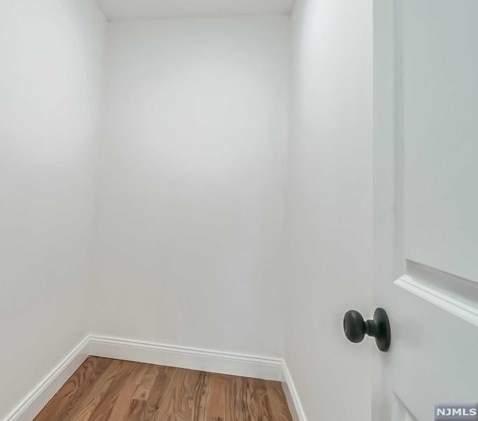 48 Garwood, Outwater NJ 07026-3524 exterior