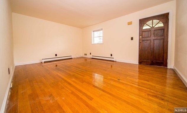 415 1st St, Closter NJ  07624-3009 exterior