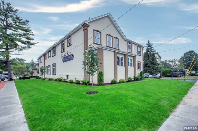 38 Piermont Rd, Tenafly NJ  07670-1716 exterior