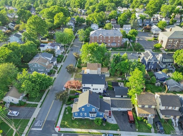 204 Indiana St, Maplewood NJ 07040-3404 exterior