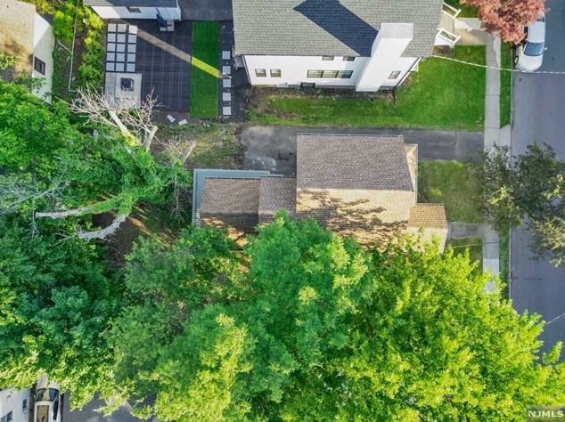 204 Indiana St, Maplewood NJ 07040-3404 exterior