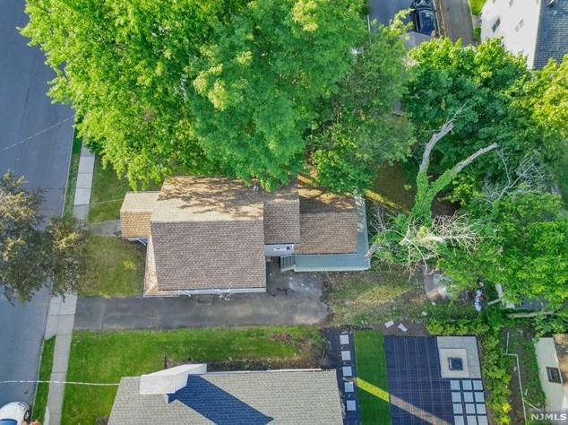 204 Indiana St, Maplewood NJ 07040-3404 exterior