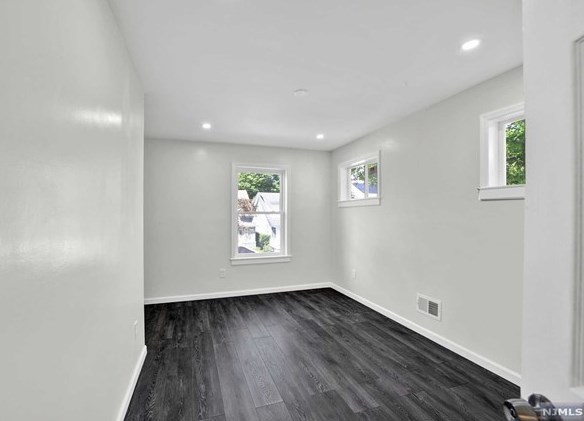 204 Indiana St, Maplewood NJ 07040-3404 exterior