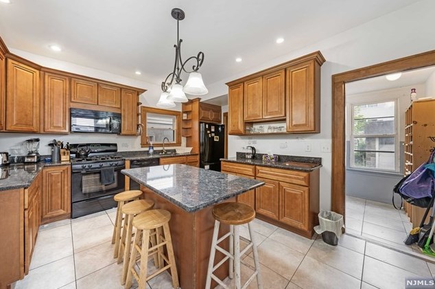 421 Central Ave, East Newark, NJ 07029