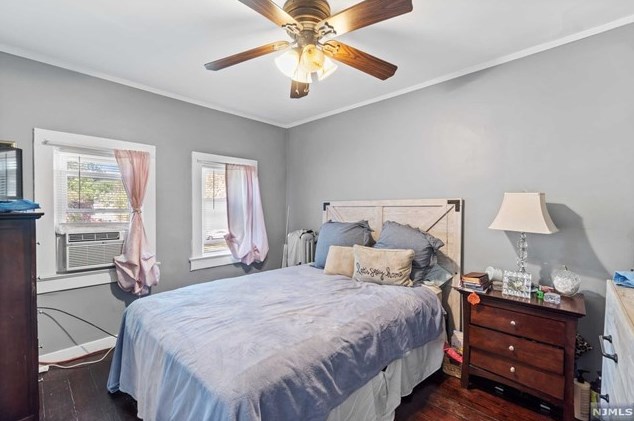 187 Ft Lee Rd, Teaneck NJ 07666-3209 exterior