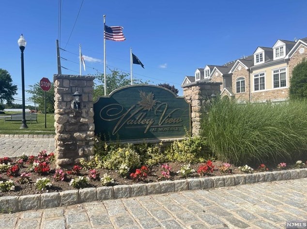 14 Forshee Cir, Montvale NJ  07645-1781 exterior