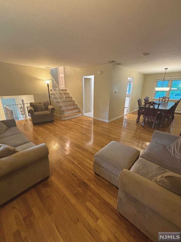 131 Prospect Ter, Teaneck NJ 07666-5823 exterior